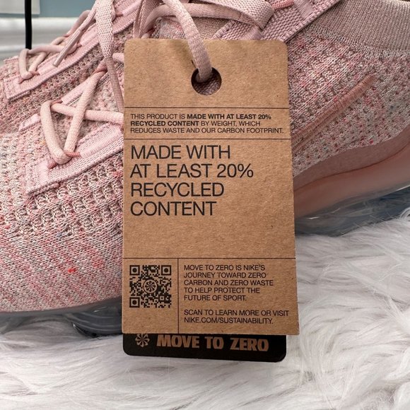 Nike Size 12 Air VaporMax 03/09/2022 NIKE AIR Pink Oxford/Metallic Silver FLYKNI - Picture 8 of 11